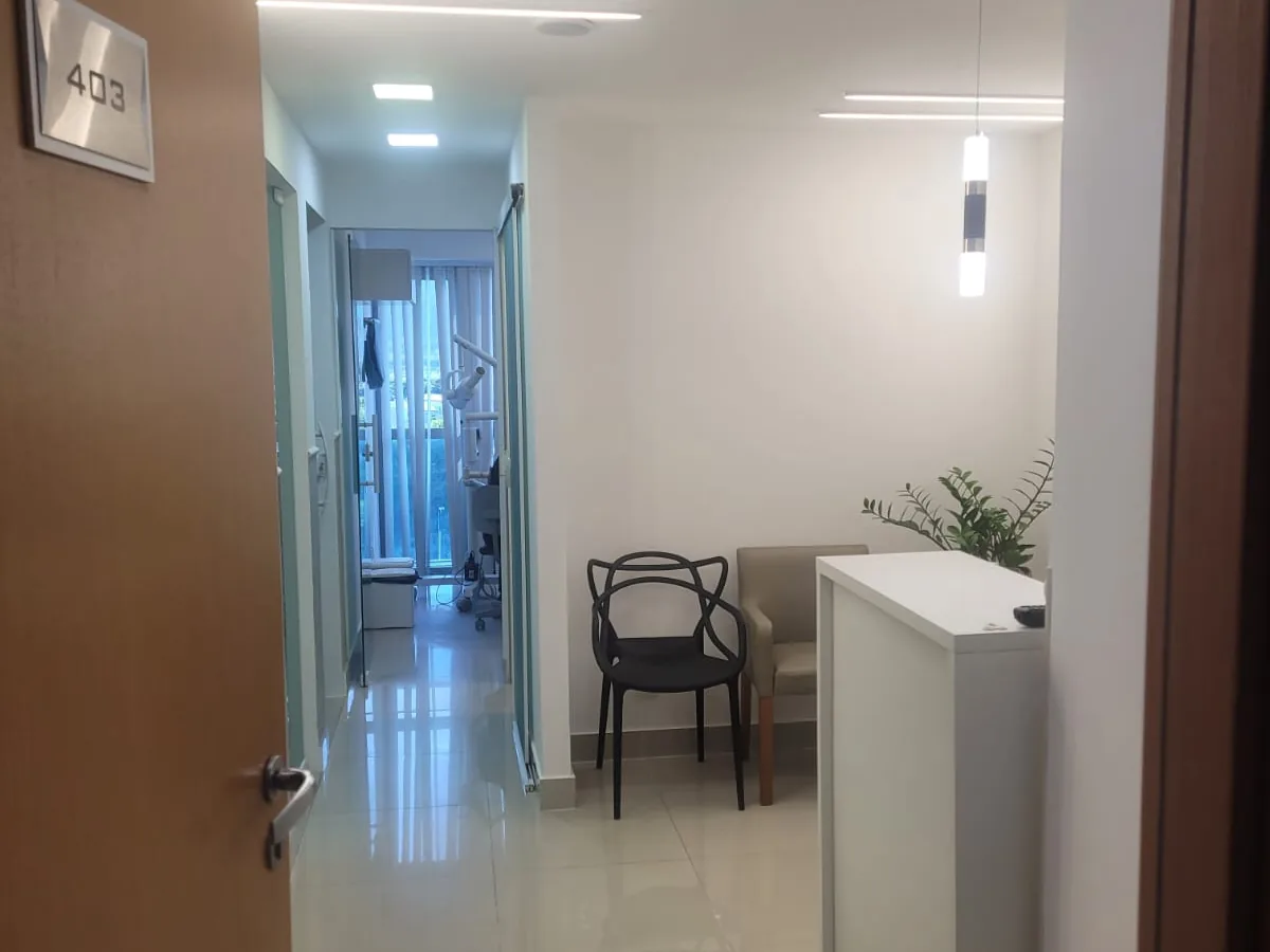 Entrada da Clínica Odontológica Barra Bonita na sala 403